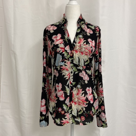 Express Slimfit Portofino Blouse - Picture 2 of 5